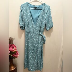 Ann Taylor Floral Wrap Dress in Teal Sz 4